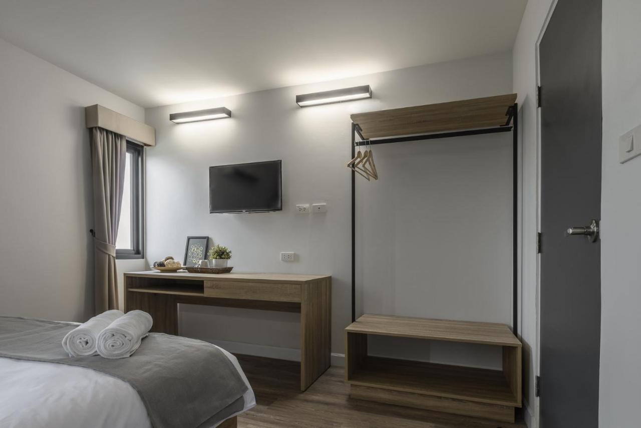 Carnation Residence Samut Prakan Exterior photo